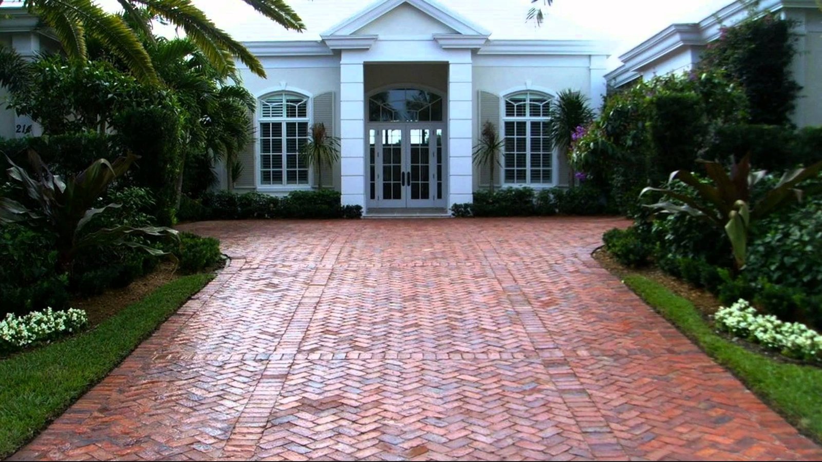 How To Lay A Mortar Base Brick Driveway