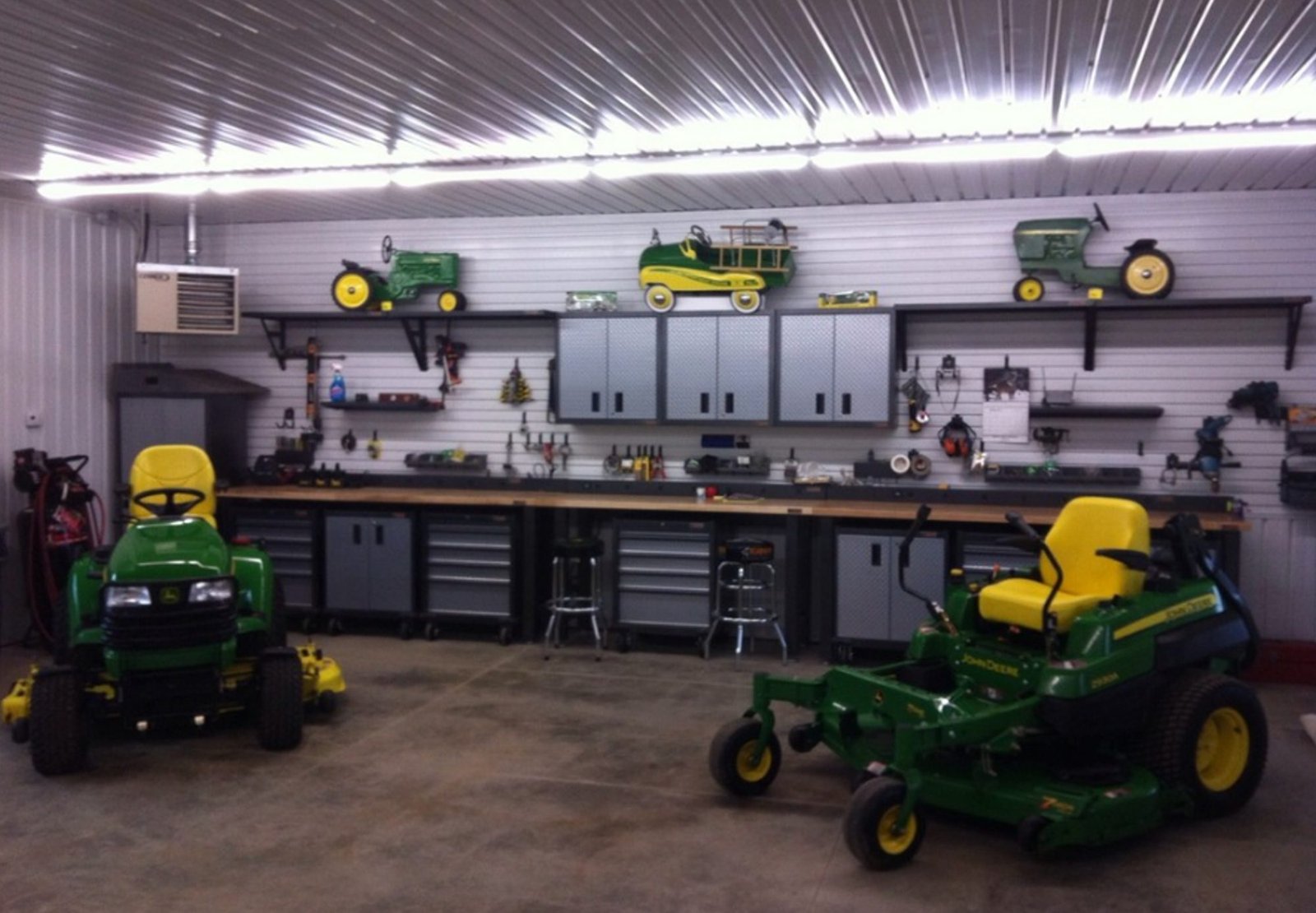 How to Fix the Start-Up Issues of a Push Lawn Mower How to Fix the Start-Up Issues of a Push Lawn Mower