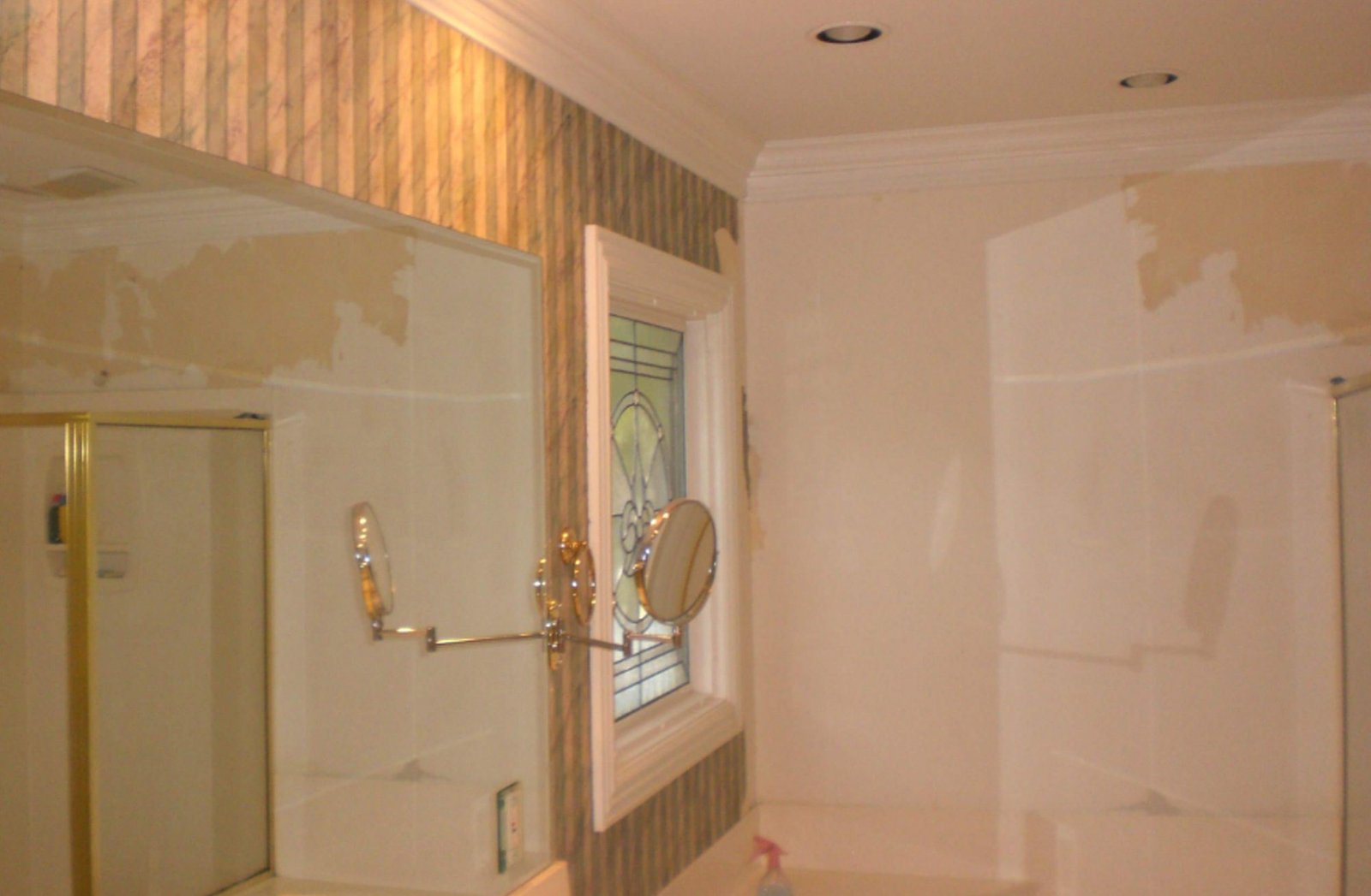 How Much Work is Involved to Fix the Wall after Removing the Wallpaper? How Much Work is Involved to Fix the Wall after Removing the Wallpaper?