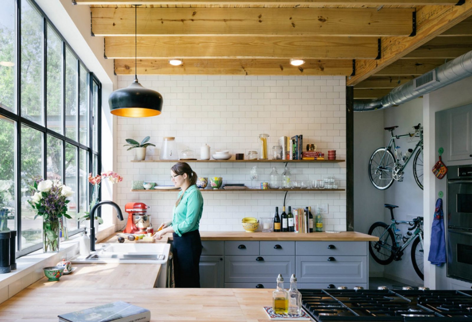 How to Keep Your Kitchen Clean and Neat when You Cook