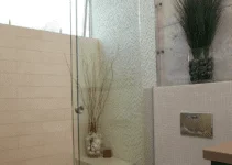 Decorate Your Bathroom but Do Not Over Decorate It