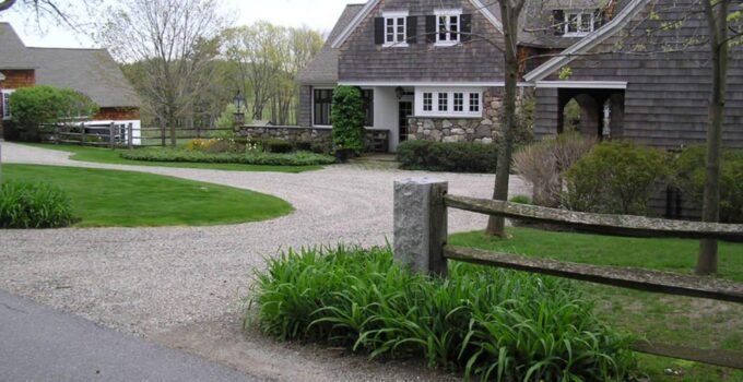 How to Build a Gravel Driveway