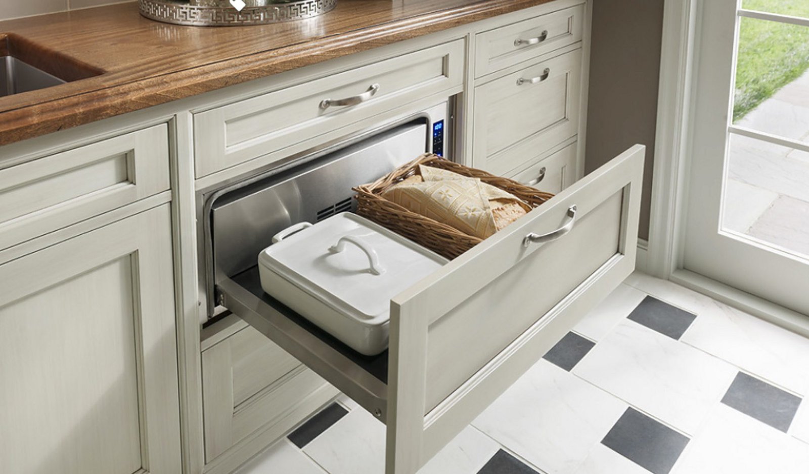 Warming Drawer – A Modern Accessory for Your Kitchen