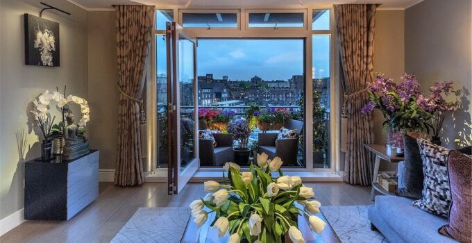 Beautiful Indoor Flowering Plants | Creative Decorating Ideas