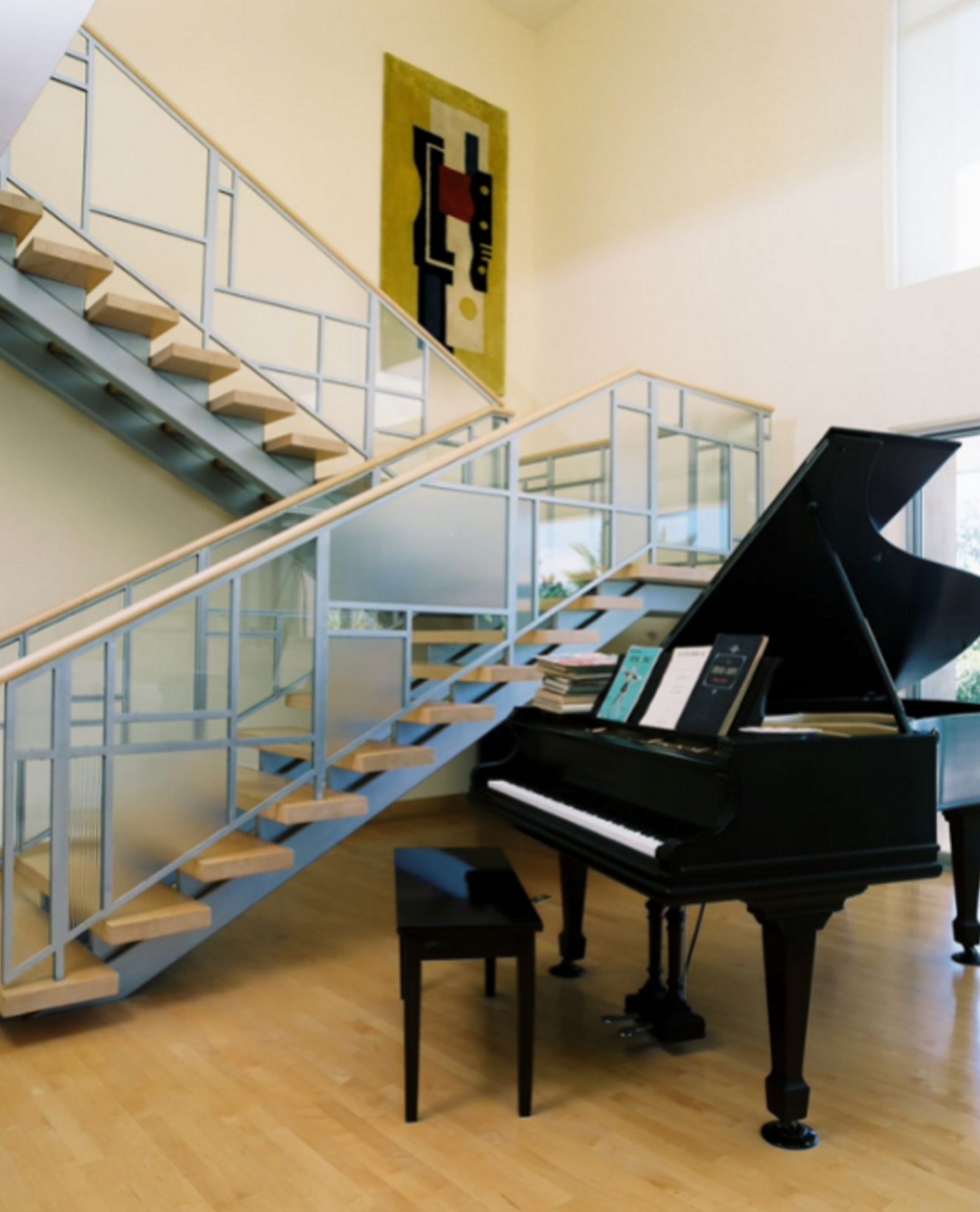 A Staircase that Match Your Home Interior Style
