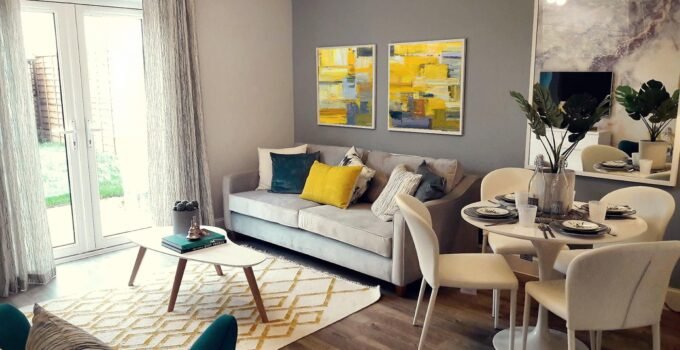 House Tours – Small Family Homes with Lovely Interiors