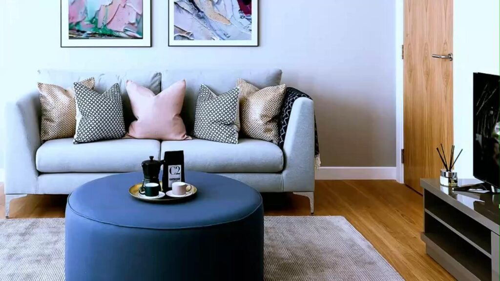 how-to-choose-the-right-color-for-your-living-room-sofa-2