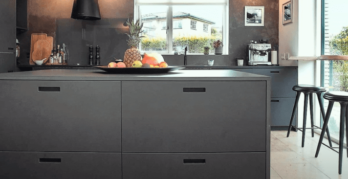 <strong>How to give Your Kitchen Character with Accessories and Textiles</strong>