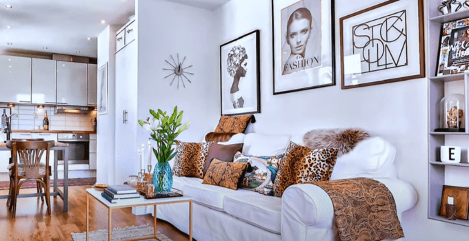 How to decorate large wall surfaces above a sofa or bed