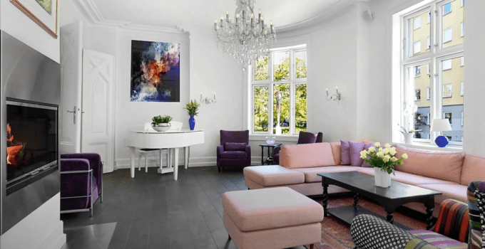 Classic style living room design with a modern touch