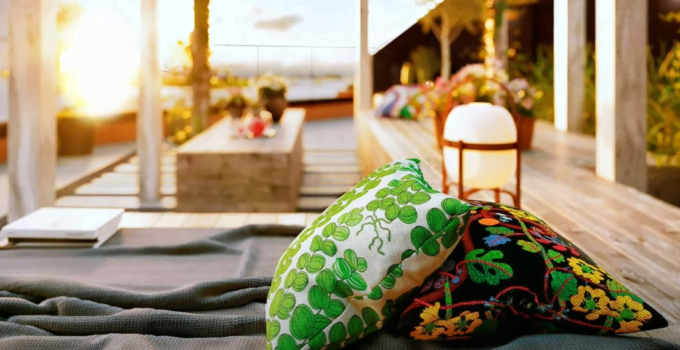 HOW TO DECLUTTER YOUR HOME in a COOL WAY