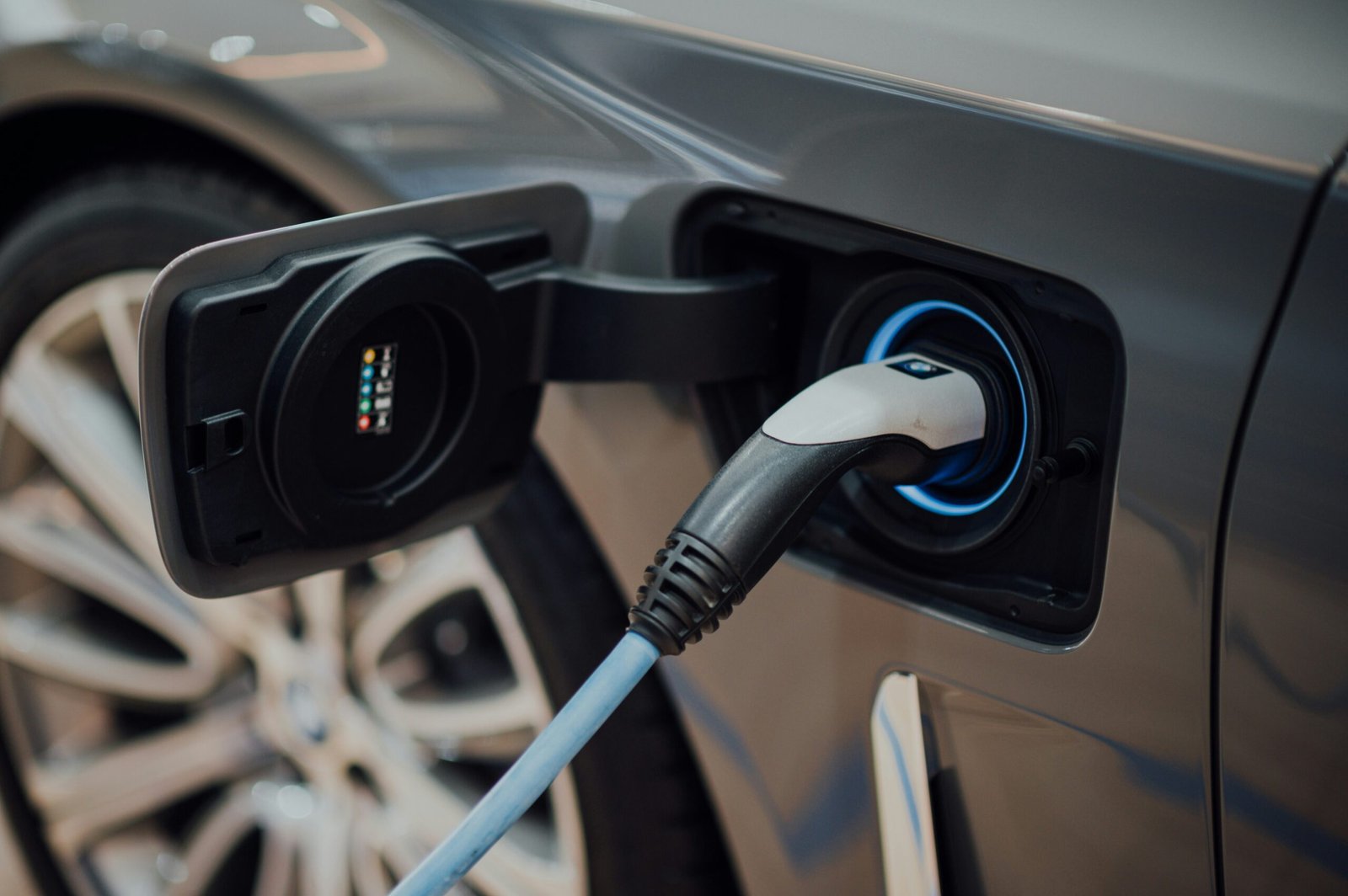 Transforming Your Garage into an Electric Car Charging Haven