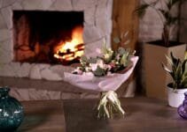 Lovely English Country Interiors: Decorating with Faded Beauty Lovely English Country Interiors: Decorating with Faded Beauty