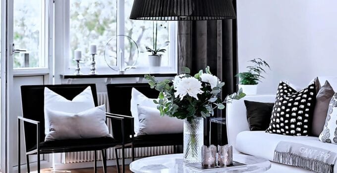 Elegance Unveiled: Black Accents for Modern Interior Decor