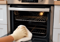 Oven Cleaning: This Is the Worst Mistake You Can Make Oven Cleaning: This Is the Worst Mistake You Can Make