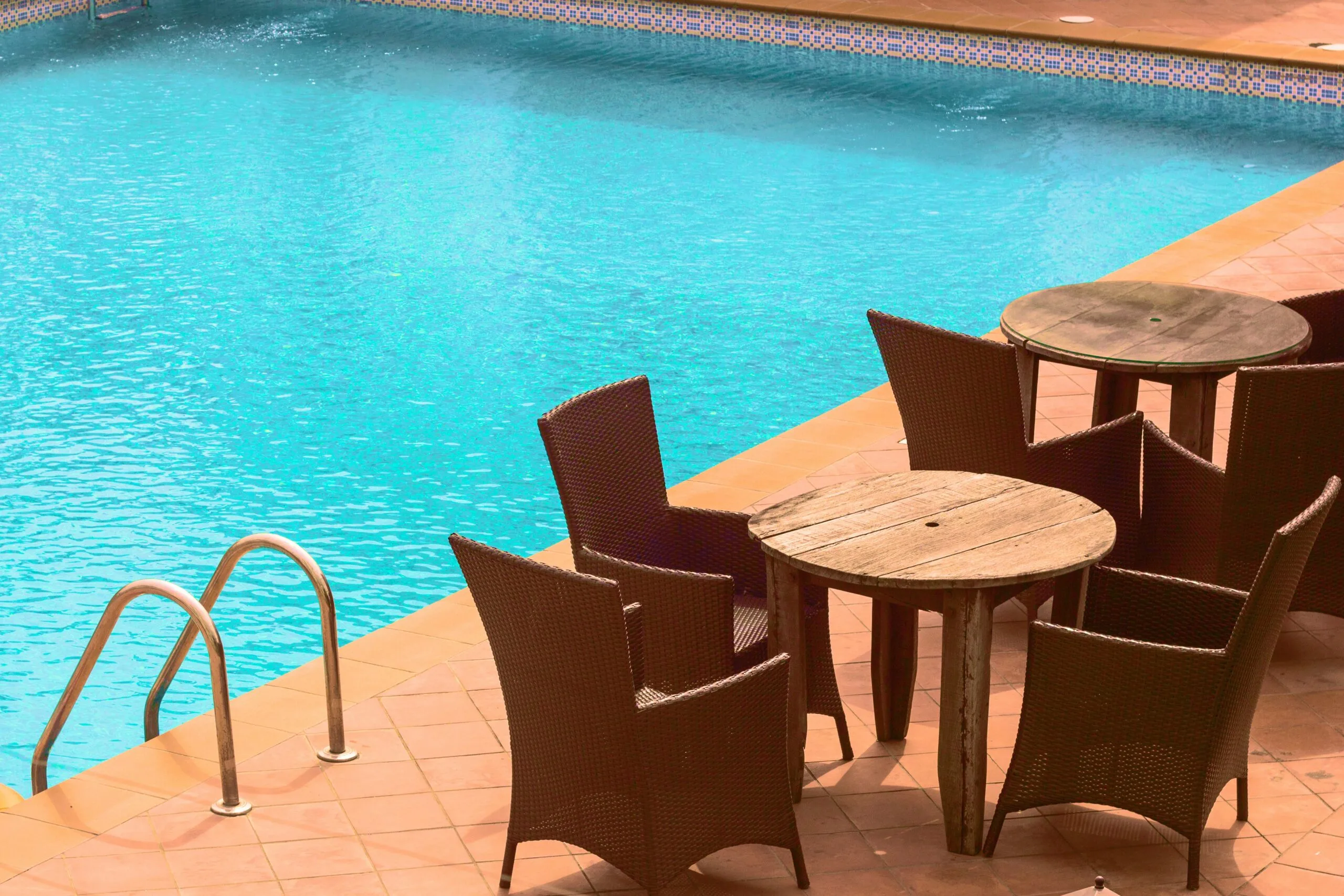 Do You Need to Clean a Patio in Winter? Do You Need to Clean a Patio in Winter?