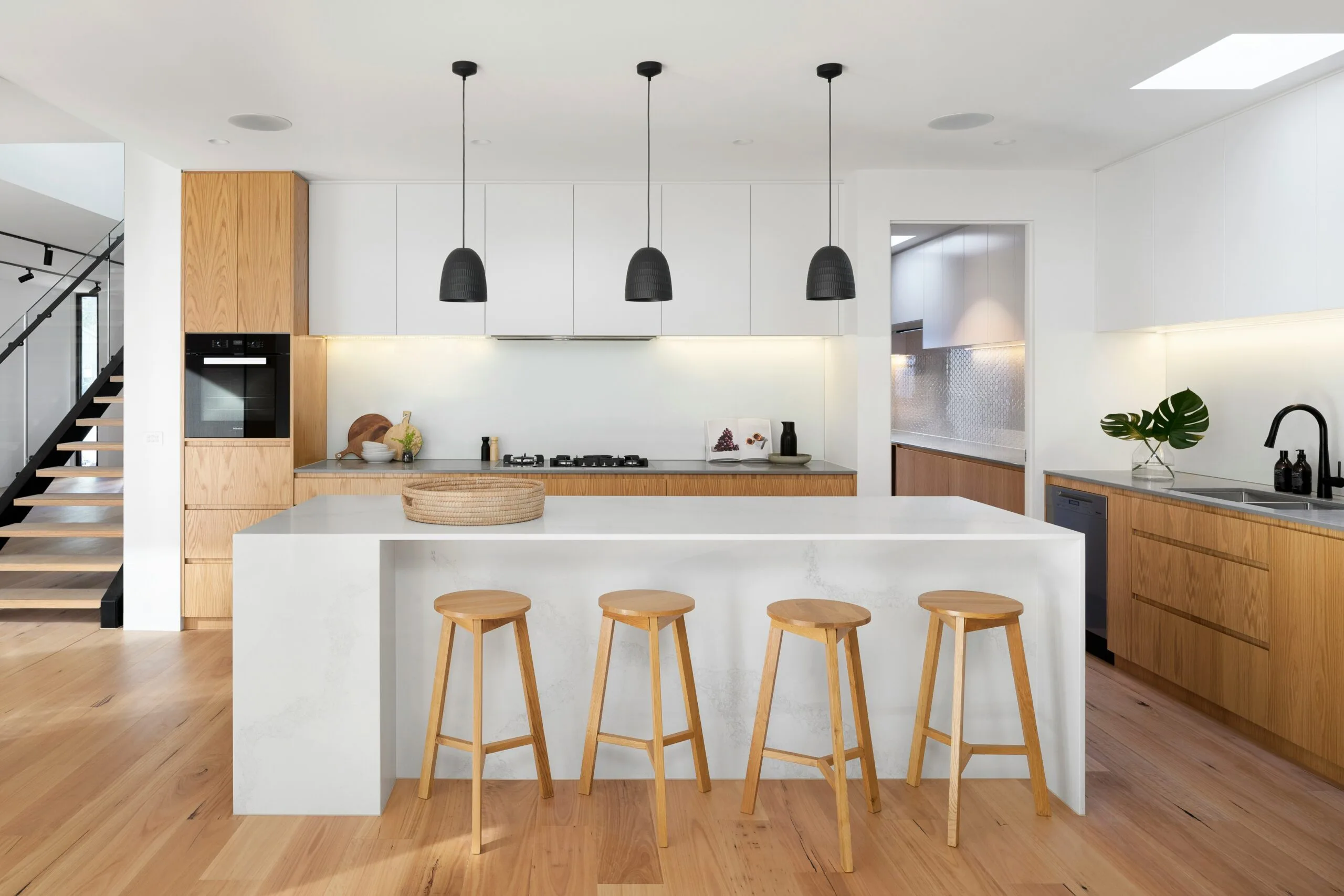 Kitchen Renovation: How Much Does a New Kitchen Cost? Stay on Budget with These Tips!
